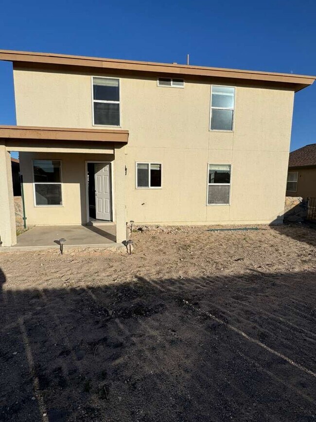 Building Photo - 2817 Talking Rock Pl