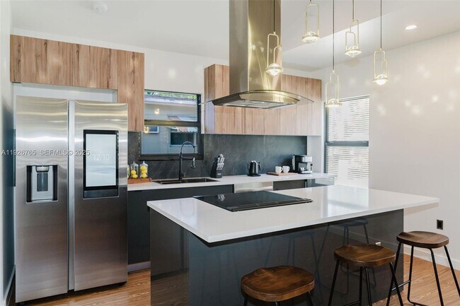 Building Photo - 1040 NW 120th St