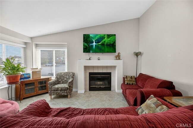 Building Photo - 39427 Canyon Rim Cir