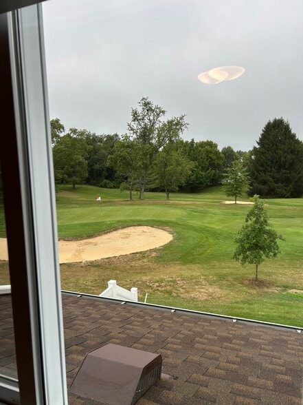 Building Photo - 13 Inwood Terrace