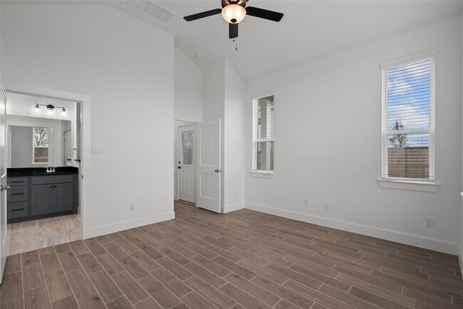 Building Photo - 4935 Anders Ln