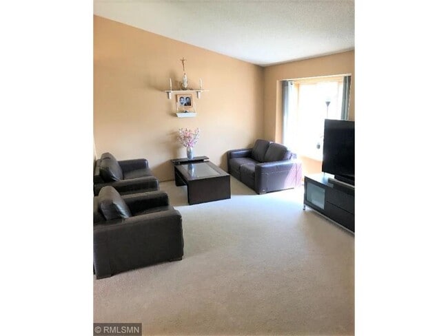 Building Photo - 2815 88th Ln NE