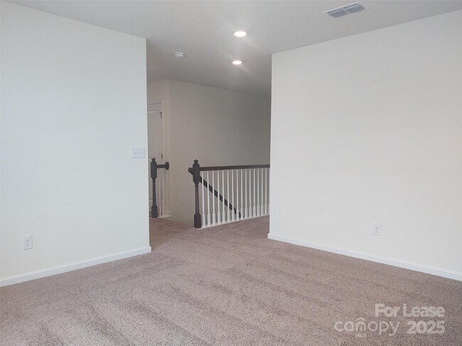 Building Photo - 4701 Stallings Brook Dr