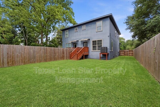 Building Photo - 2336 Charles Rd