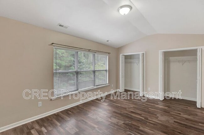 Building Photo - 232 S Lamplighter Ln