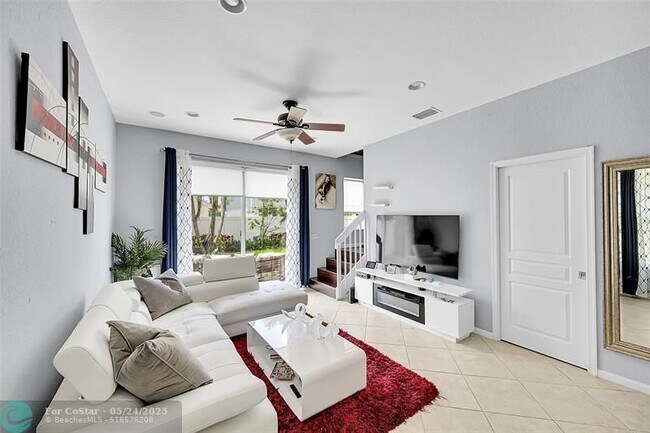 Building Photo - 5418 Sunseeker Blvd