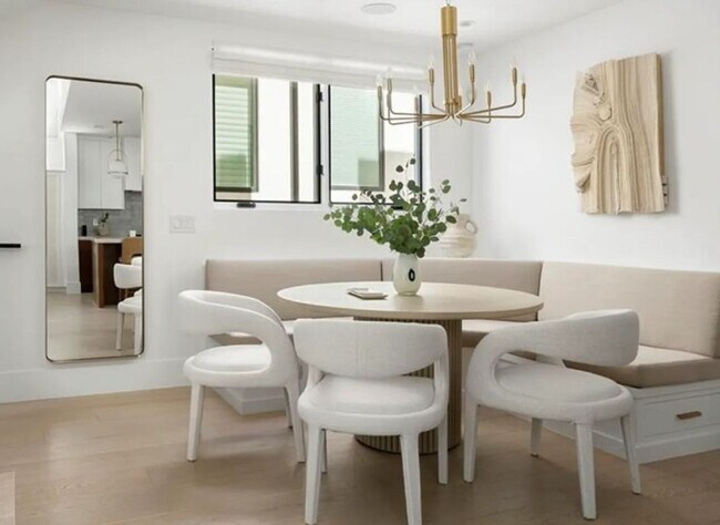 Building Photo - Coastal Luxury Retreat in the Heart of Corona del Mar Village-Available for Monthly Executive and...