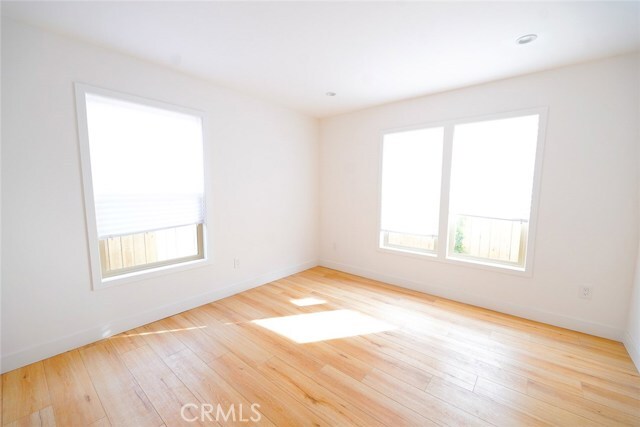 Building Photo - 3642 6th Ave