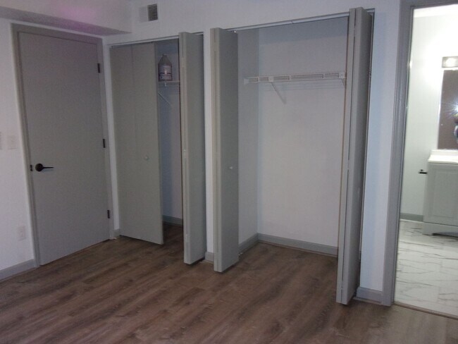 Building Photo - 1677 Eagles Pl