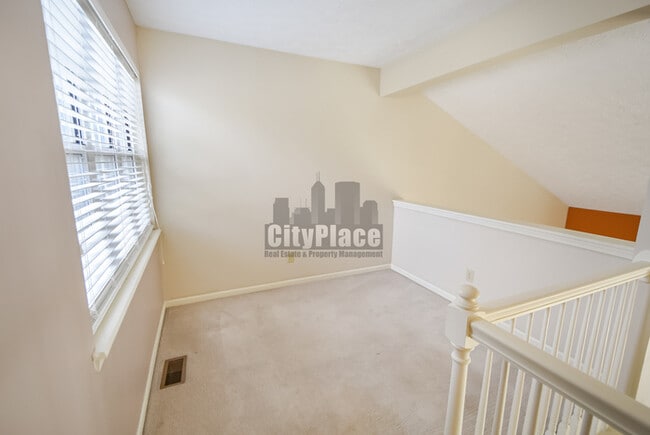 Building Photo - 7497 Charrington Ct