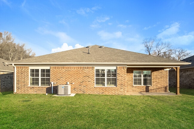Building Photo - 20177 Yarbrough Rd