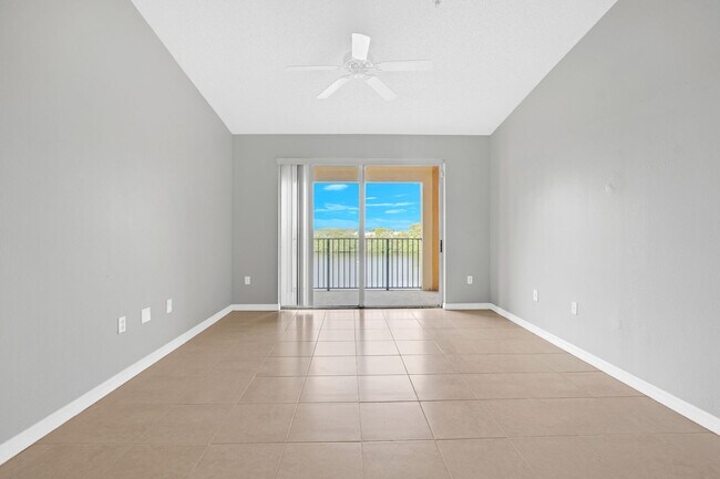 Building Photo - Modern Living in Miramar – 2 Bed/2 Bath Co...