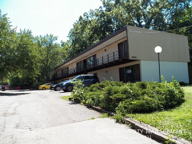 Building Photo - 1414 Oakland Rd NE