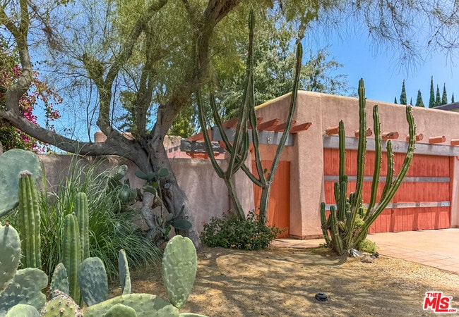 Building Photo - 3124 Veteran Ave