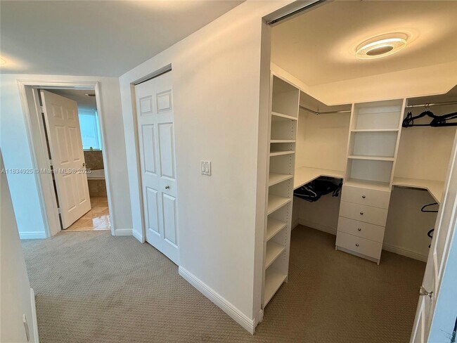 Building Photo - 1745 E Hallandale Beach Blvd