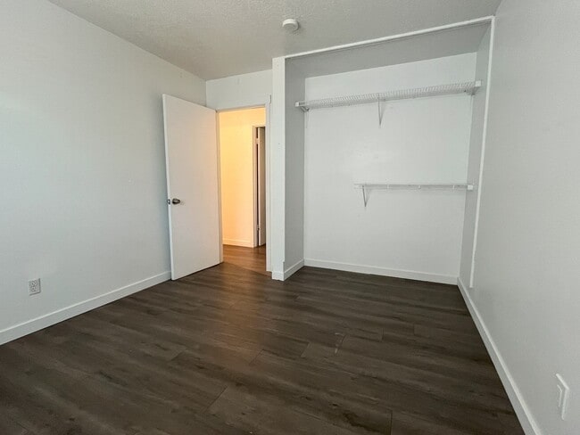 Building Photo - Modern 3-Bedroom Charmer with Bright Inter...