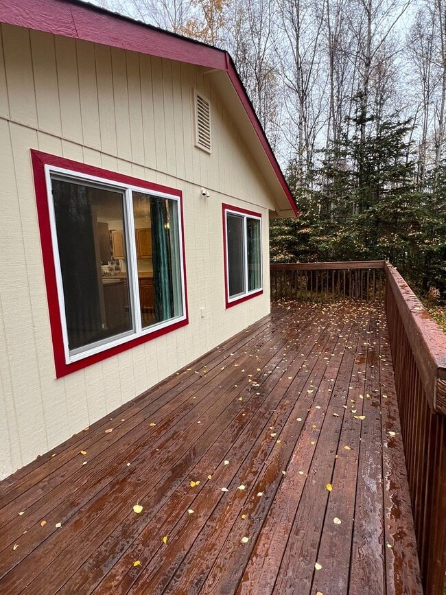 Building Photo - Prime Location in Wasilla