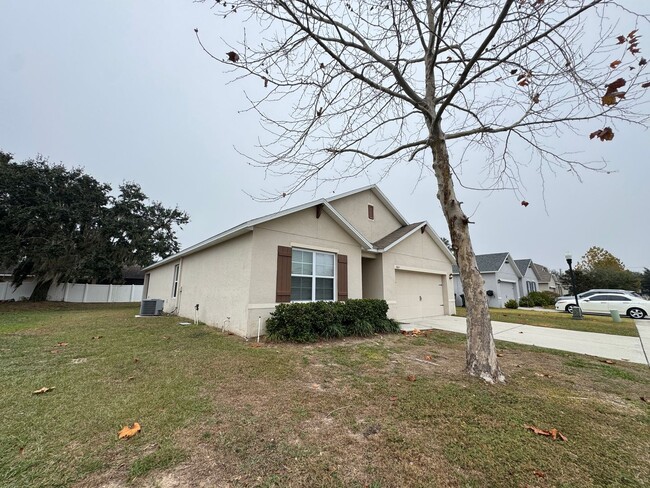 Building Photo - Beautiful 4 Bedroom 2 Bathroom Home in Bartow!