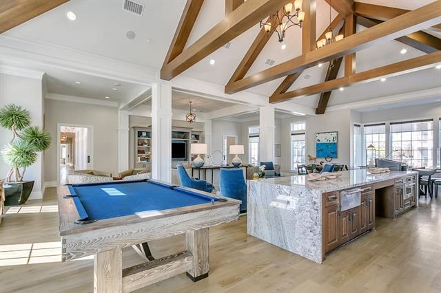 Building Photo - 4265 Bourbon St