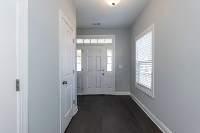 Building Photo - Brand New Single Family Home!