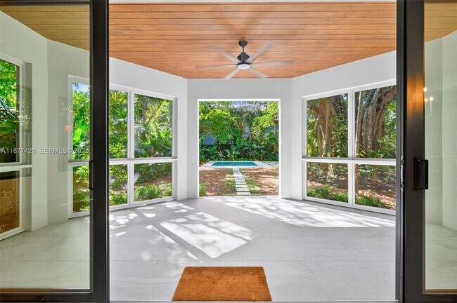 Building Photo - 2330 Overbrook St