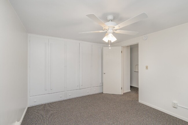 Building Photo - 1-Bed Sanctuary in Midland – $775/ Month G...