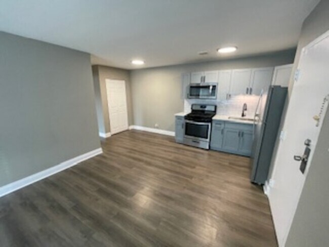 Building Photo - 1 N Dryden Pl