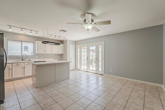 Building Photo - 3029 W Matthew Dr