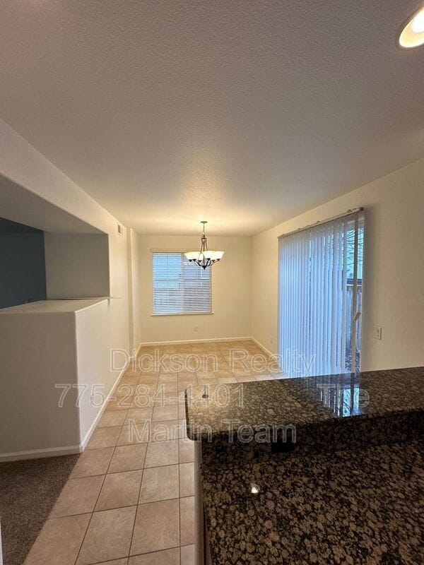 Building Photo - 3843 Dominus Dr