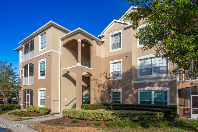 Building Photo - 7990 Baymeadows Rd