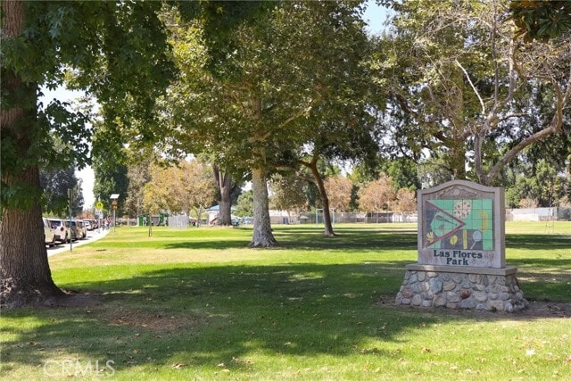 Building Photo - 3043 N White Ave