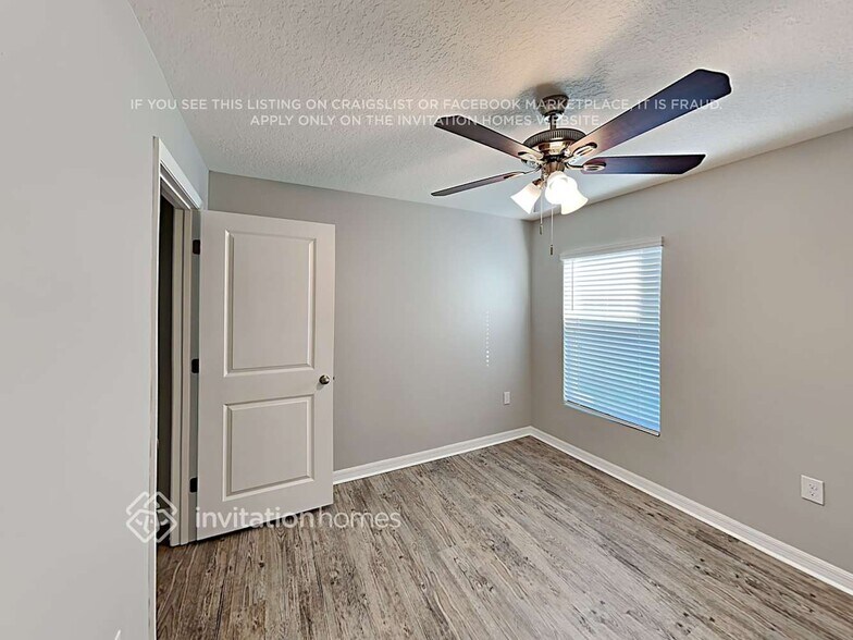 Building Photo - 4116 Silver Strand Trl