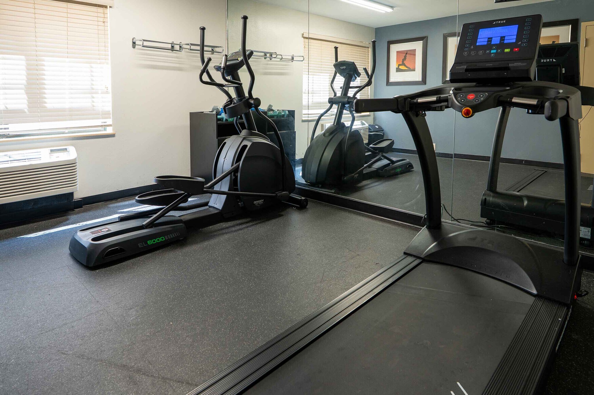 Building Photo - Furnished Studio-Fort Lauderdale - Cypress...