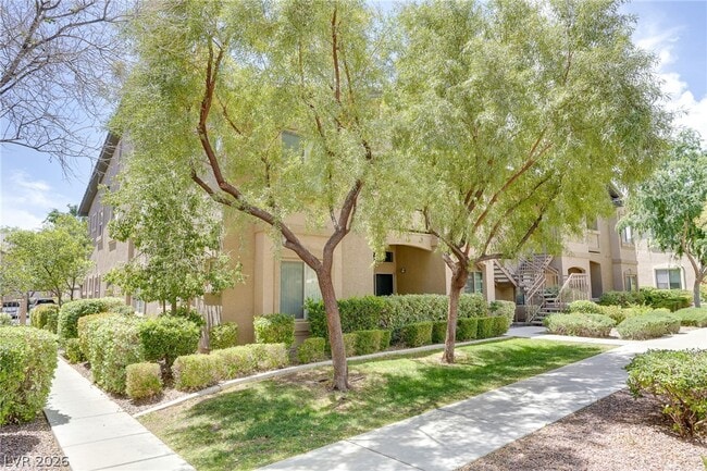 Building Photo - 8985 S Durango Dr