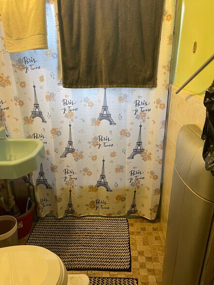 Building Photo - 50 Kenilworth Pl