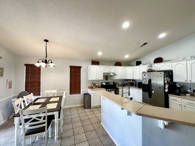 Building Photo - 5420 Kokopelli Ct NW