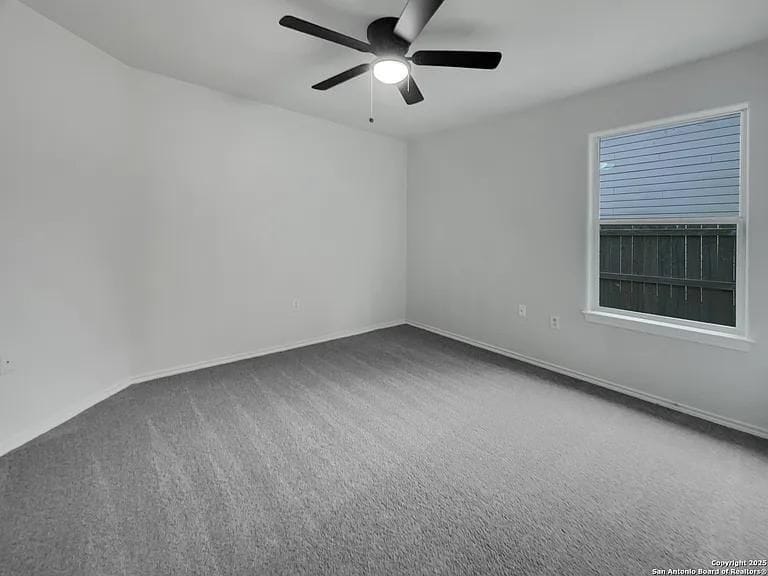 Building Photo - 3420 Rob Roy St