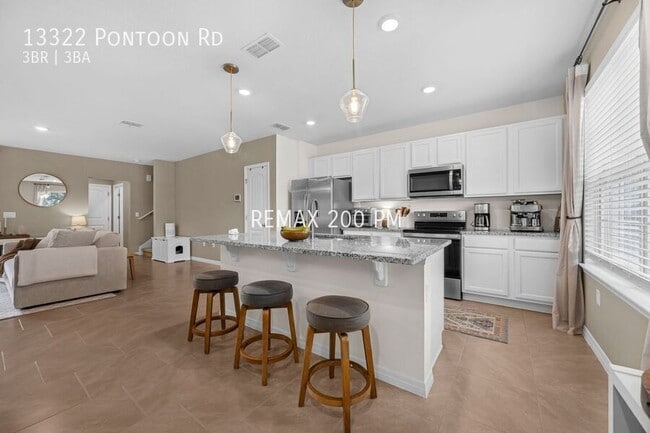 Building Photo - 13322 Pontoon Rd