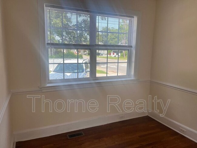 Building Photo - 500 Hammond St