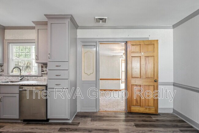 Building Photo - 13141 Overhill Dr