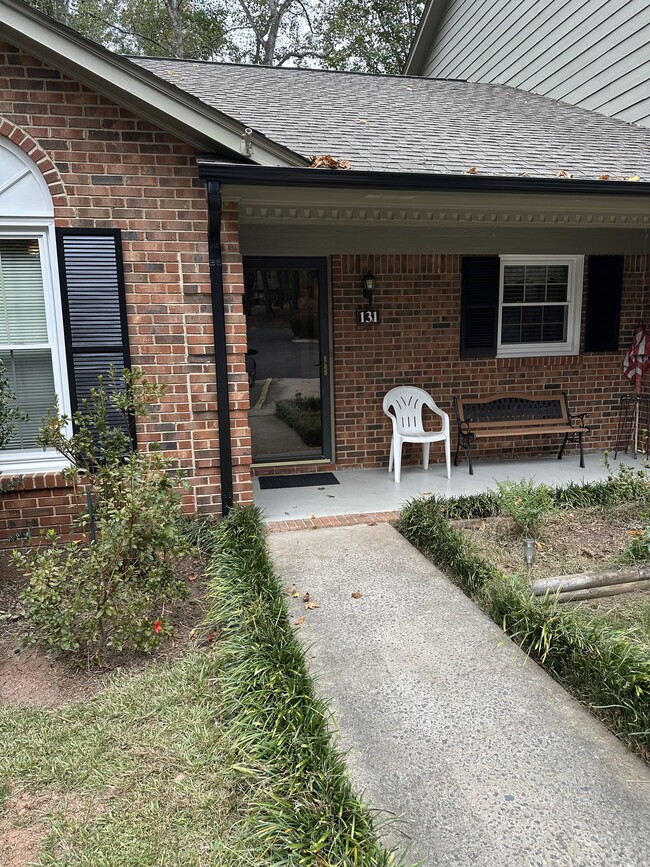 Primary Photo - 131 Phil Ct