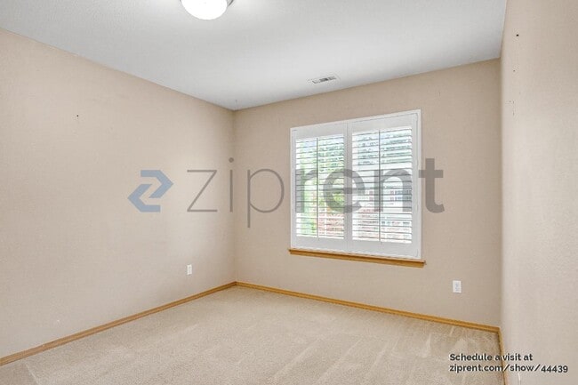 Building Photo - 16513 SE 262nd Pl