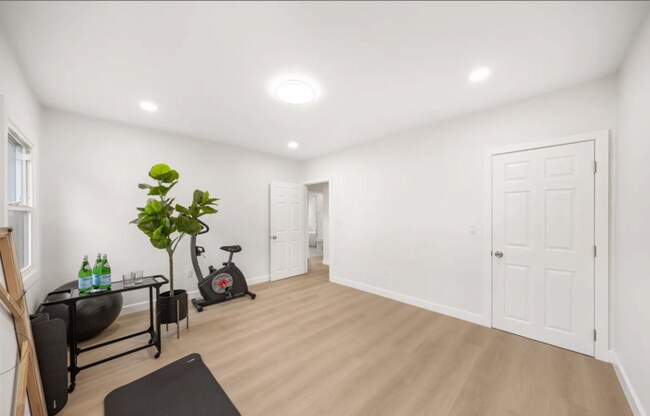 Building Photo - Fully Renovated Pasadena Bungalow — Brand New Interior, Huge Private Yard, 2-Car Garage