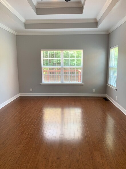 Building Photo - 320 Foundry Cir