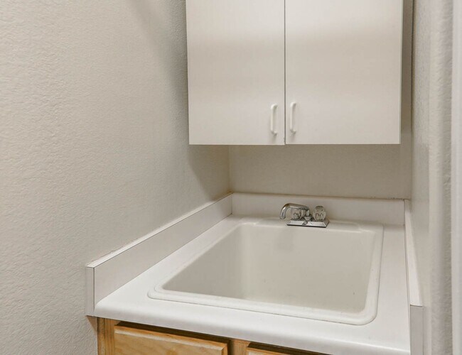 Building Photo - Single Story 3 Bedroom Summerlin Home