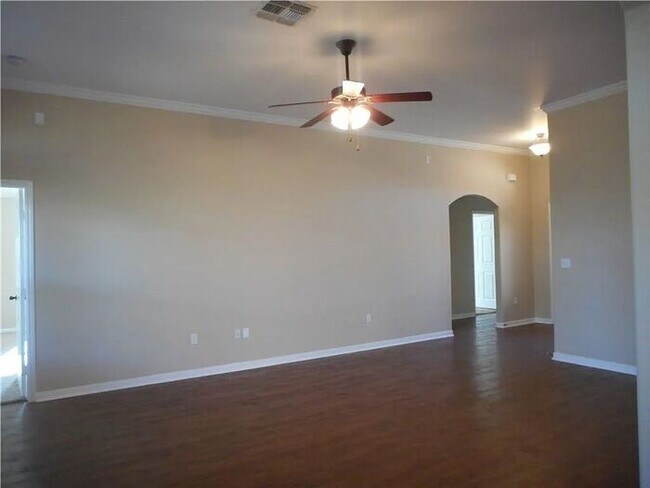 Building Photo - No App Fees.