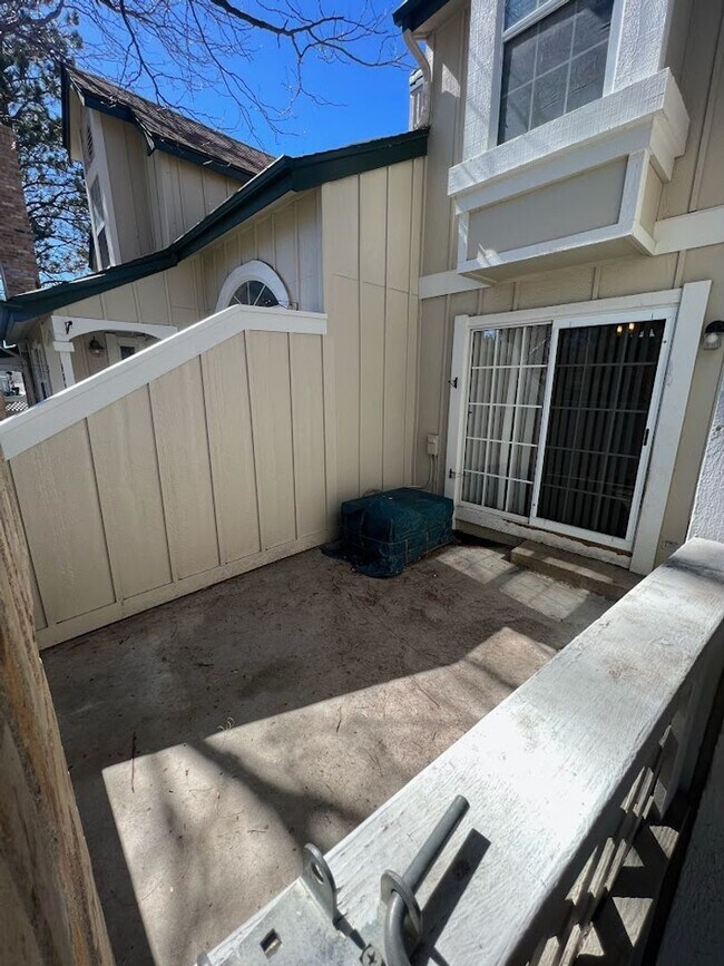 Building Photo - Long Realty & Property Management - Large ...