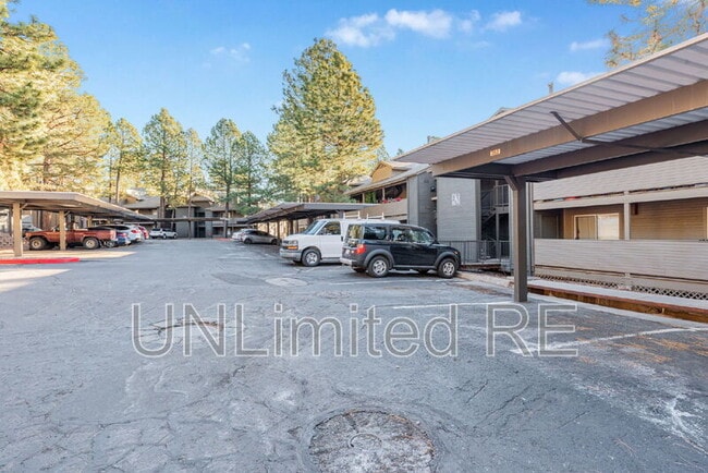 Building Photo - 1385 W University Ave