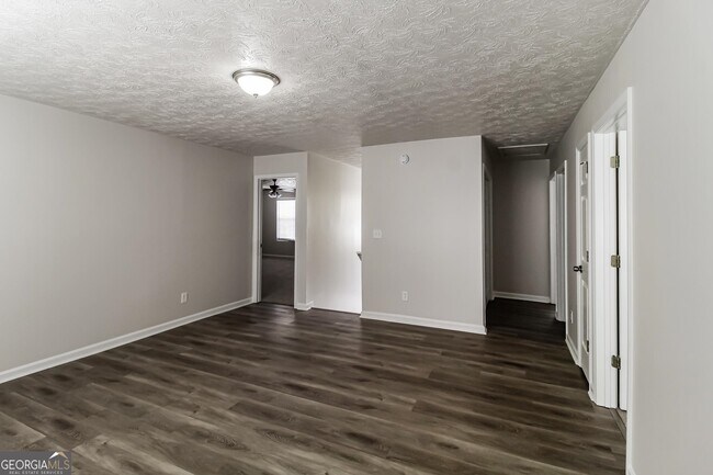 Building Photo - 6455 Alford Cir