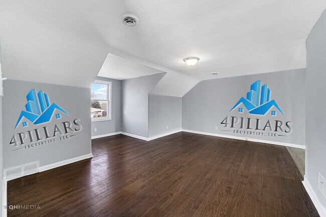 Building Photo - For Rent – Spacious 5BR/2BA Home in Hammond!